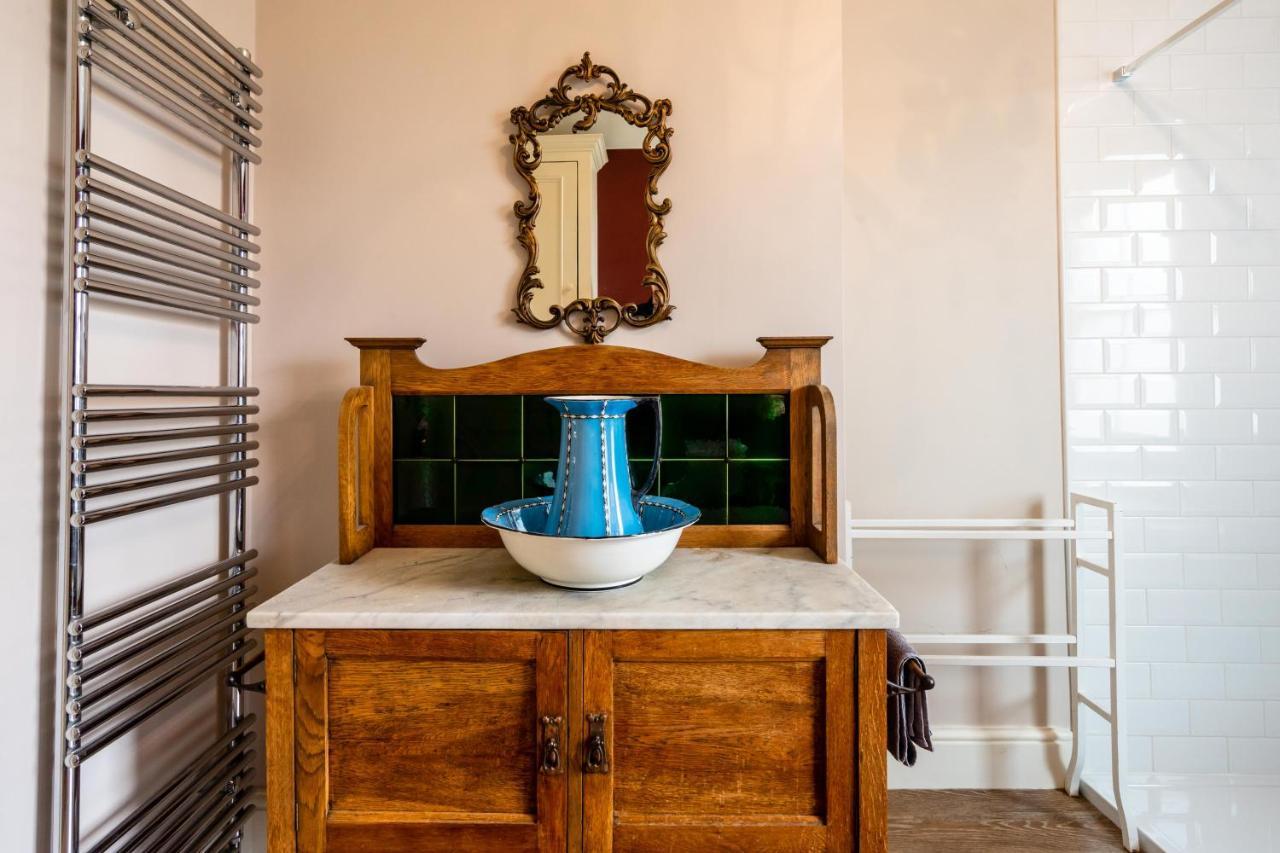 Apartment 25 Avenue Terrace *